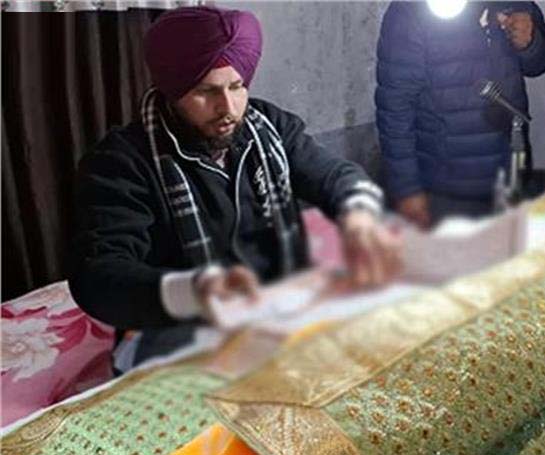 ऐतिहासिक गुरुद्वारा साहिब में बेअदबी की घटना, इलाके में तनाव का माहौल